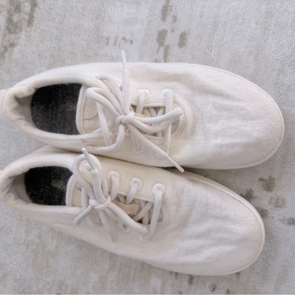 Allbirds Women's Wool Runners - Natural White (Cream Sole) - 8 - Picture 3 of 4